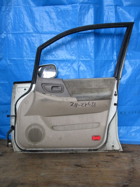 Used Nissan  WINDOW MECHANISM FRONT RIGHT